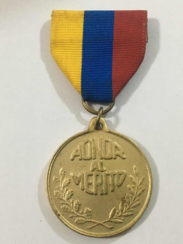 Medalla Honor Al Mérito 3.5cm Diámetro