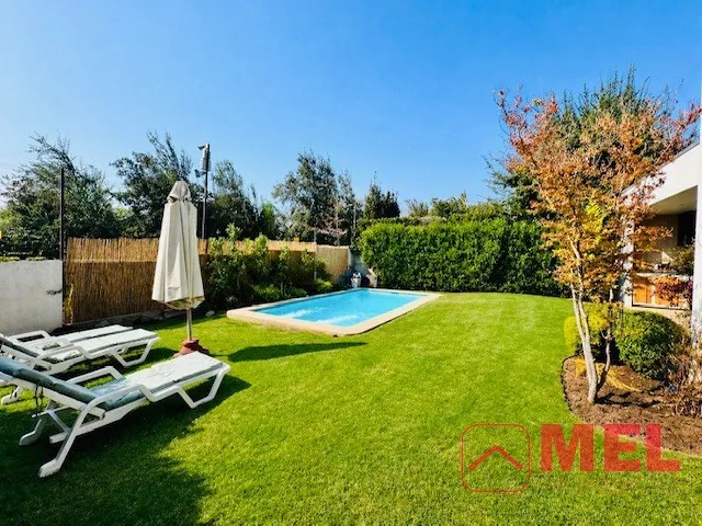 Imagen 1 de 30 de Casa En Venta De 5 Dorm. En Colina