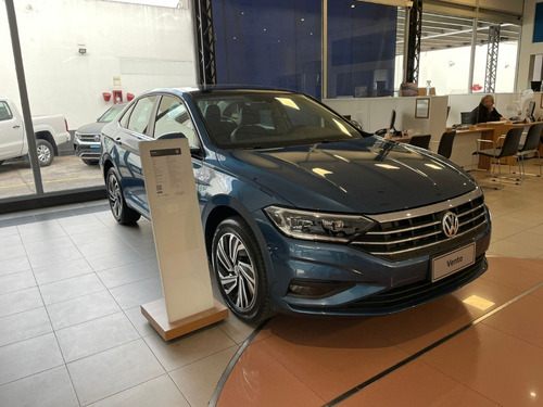 Imagen 22 de 23 de Volkwagen Vento Highline 250 At Tsi 0 Km 2021
