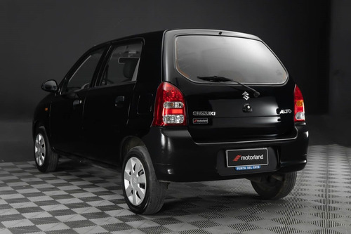 Imagen 5 de 25 de Suzuki Alto Impecable! - Motorland Permuto / Financio