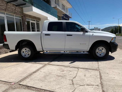Dodge Ram 1500 Slt V6 Crew Cab 4x4