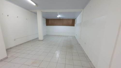 Imagem 3 de 10 de Abaixamos O Preço! Venha Negociar! Vendo Loja Com Subsolo, 6 - Loja407