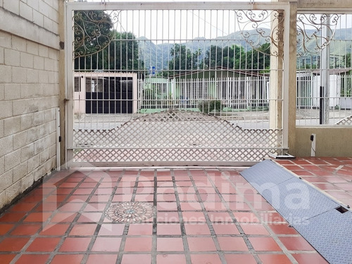 Imagen 8 de 9 de Apartamento En Alquiler, La Candelaria