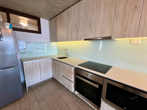 Moderno Departamento En Venta 3d+2b+2est+2bod, Mirador Barón