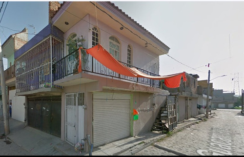 Casa Adjudicada Ubicada En Calandria, Lomas De Santa María, San Pedro Tlaquepaque, Jal. Sk04