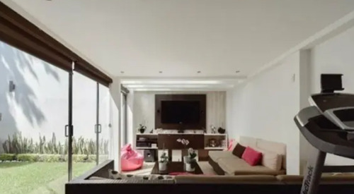 Casa En Venta De Adjudicación Bancaria Ubicada En Rancho Vista Hermosa, Coapa, Campestre Coyoacán, 04938 Ciudad De México, Cdmx. Cmr.