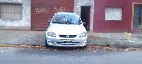 Chevrolet Corsa 1.6 Gl 3 puertas
