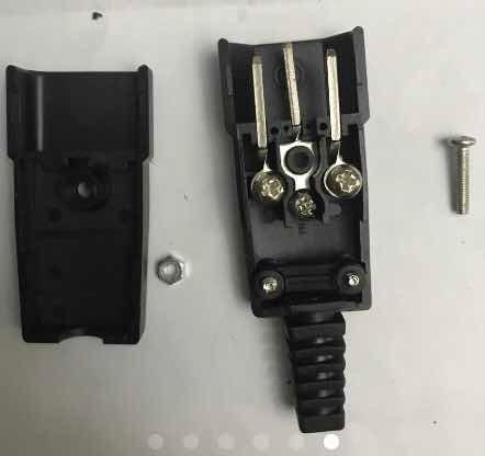 Conector Iec320 Nema C14 (macho) 110-220vac 10a. Nuevo (Usado)