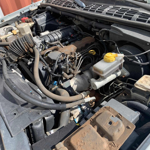 Imagem 7 de 9 de Sucata De Chevrolet S10 2.4 Flex Adv Pra Retirar Peças