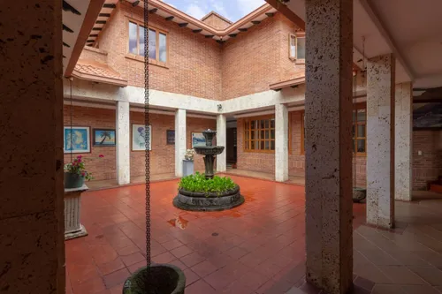 Casa En Arriendo/venta En Las Mercedes. Cod A4615
