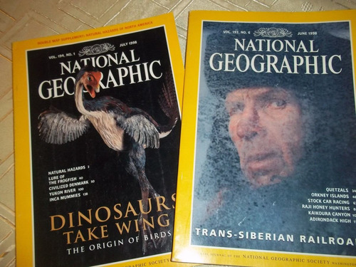 Lote De 2 Revistas De National Geographic - En Ingles