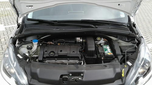 Peugeot 208 2016/2017 4426
