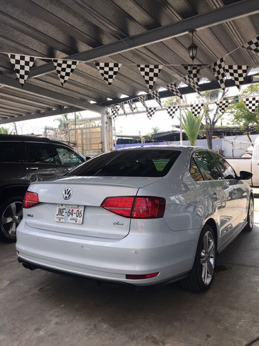 Imagen 3 de 7 de Volkswagen Jetta Gli