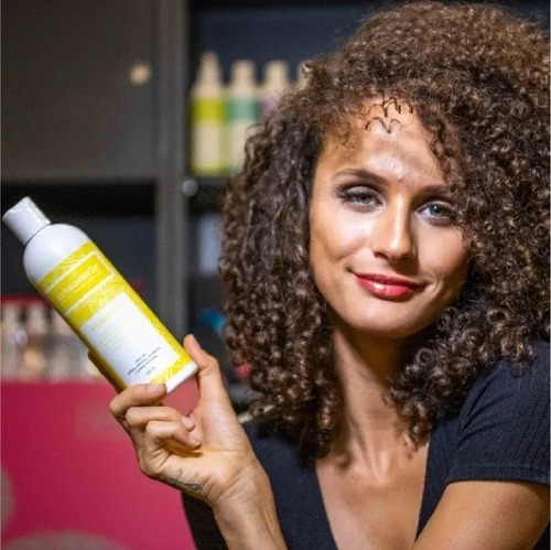 Imagen 7 de 10 de Shampoo Urban Curls Para Rizos 360 Ml