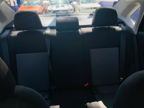 Imagen 8 de 12 de Volkswagen Vento 2019 1.6 Confortline At