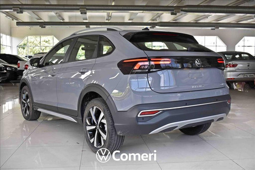 Imagem 4 de 15 de Nivus 1.0 200 Tsi Total Flex Highline Automático