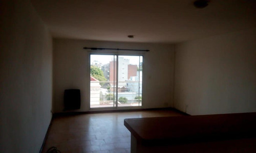 Imagen 2 de 10 de Departamento - S.fer.-vias/libert.