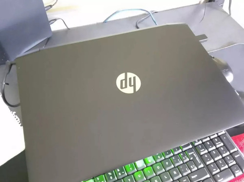Hp 15ec1025la Ryzen 5 Ram24 Gb Ssd256+480 Gtx1050(3gb) Gamer Negro/verde (Usado)