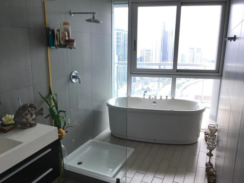 Imagen 8 de 14 de Venta De Apartamento En Ph Yacht Club, Av. Balboa 22-1754