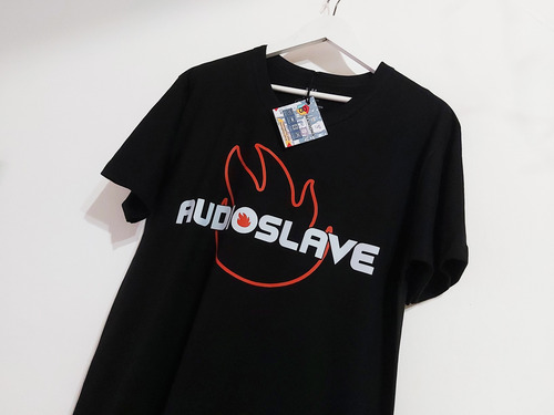 Remera Algodón Audioslave Logo Clásico Chris Cornell Rock Ne