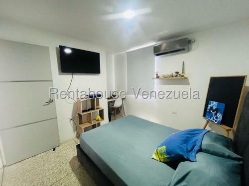 Valeria Chong Apartamento Venta Barquisimeto Lara Zona Centro Este Oportunidad Residencial Economico Código Inmobiliaria Rent-a-house 25-18558