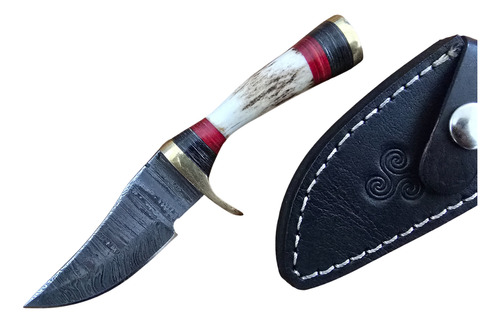 Cuchillo Para Camping Hecho A Mano Acero Damasco A31 Beige