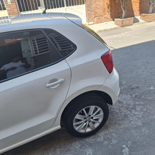 Volkswagen Polo 1.6 Mt
