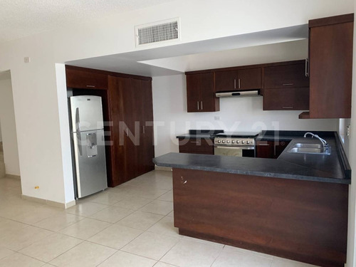 Imagen 2 de 12 de Casas En Renta Zona Canteras Puente Viejo Chihuahua