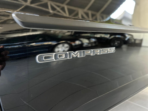 Jeep Compass LONGITUDE 2.0 4x2 Flex 16V Aut.