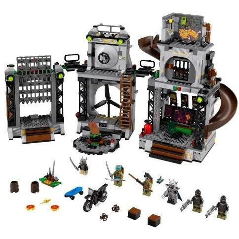Lego Tartarugas Ninja Turtle Lair Invasion 79117 888 Peças