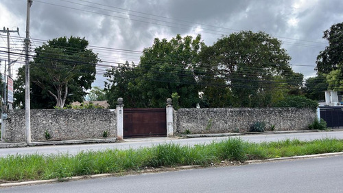 Casa En Renta Con Extenso Terreno Ideal Para Negocio Con Amplia Palapa
