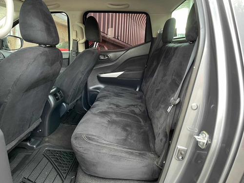 Imagen 12 de 15 de Nissan Np300 Frontier 2019 2.5 Le Aa Mt