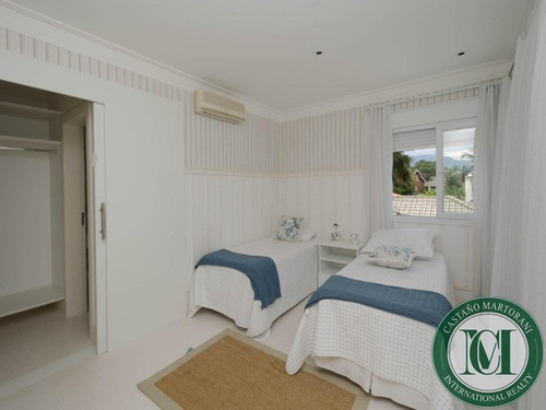 Imagem 15 de 28 de Casa Com Cozinha Americana Em Riviera - Ca00528 - 71049669