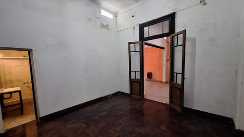 Venta Casa A Reciclar 2 Dormi Cochera Arroyito