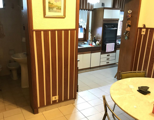 Chalet Estilo Español 5 Amb. En Piñeyro-avellaneda