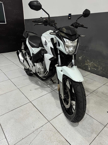 Cb 2016 Twist Com Freio Á Disco E Freios Abs, 250 Cc.
