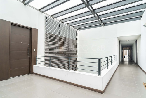 Departamento En Venta De 2 Dorm. En Ñuñoa