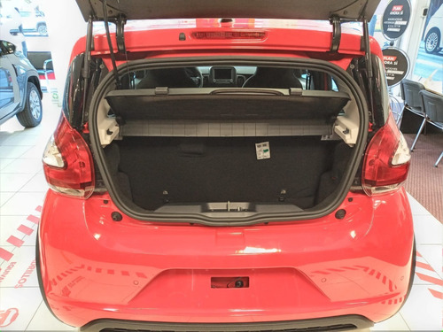 Imagen 12 de 22 de Fiat Mobi 2022 0km Tomo Usado Clio Corsa Up Ka C3 Etios X-