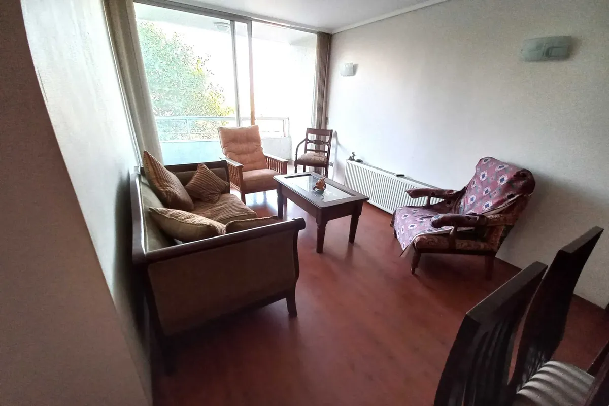 Imagen 4 de 24 de Amplio Departamento En Macul! (127000)