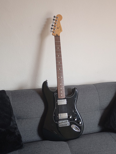 Guitarra Fender Blacktop México