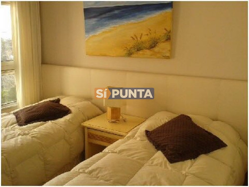 Imagen 12 de 23 de Avenida Roosevelt Casi Playa Brava