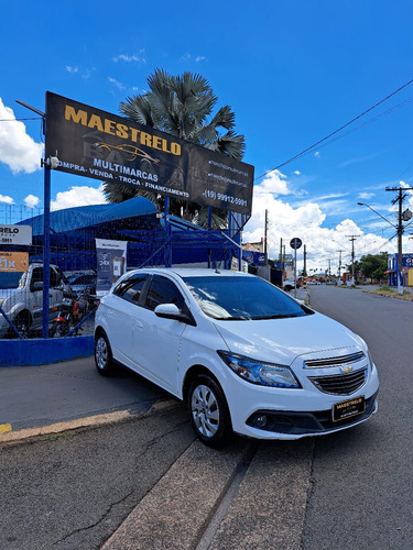 Chevrolet Onix 1.4 Lt 5p