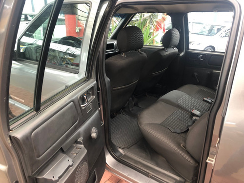 Imagem 5 de 6 de Chevrolet S10