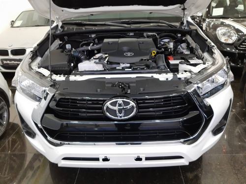 Imagem 8 de 15 de Toyota Hilux 2.8 D-4d Turbo Diesel Cd Srv 4x4 Automático