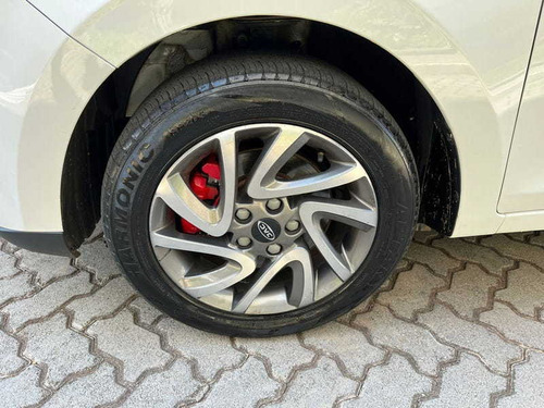 Imagem 11 de 15 de Jac T40 1.6 16v 5p Aut. 2019