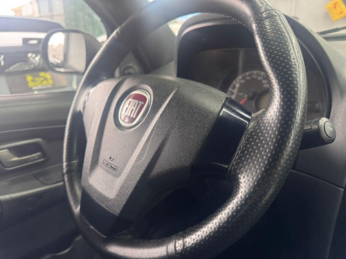 Fiat Strada Strada Hard Working 1.4 (Flex) (Cabine Dupla)