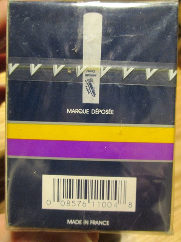 Imagen 2 de 6 de Cañas Vandoren Para Clarinete Sib N°3. Cr103. 5 Cajas X 10 U