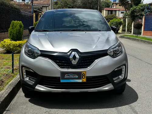 Renault Captur 2.0 Intens Automática
