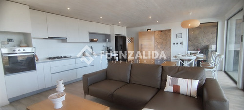 Casa Moderna. Rocas Del Mar Los Molles 3d 2b 5804 M2