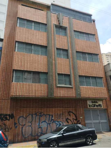 Se Vende Edificio 4 Pisos, 674 M2 En La Urbanización La Candelaria